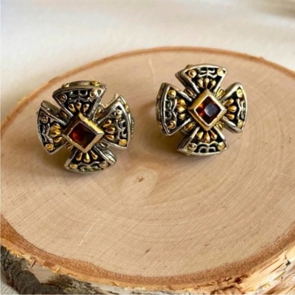 Vintage- MX signed Maltese Etruscan Cross with Topaz & Mixed Metals - Picture 1 of 6